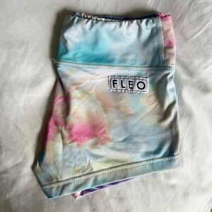 Cotton Candy Fleo Shorts